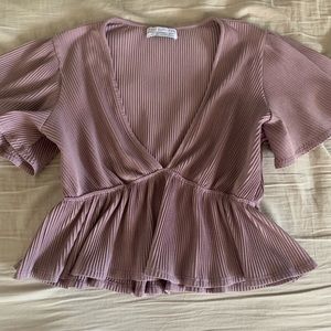 UO Deep cut Flowy Crop Blouse